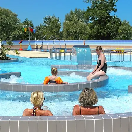 Campsite Camping Les Grosses Pierres Saint-Georges-d'Oleron