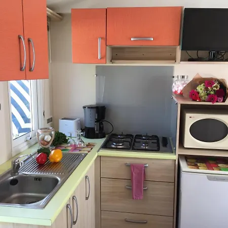 格拉斯皮埃尔露营酒店 营地 奥雷龙圣乔治