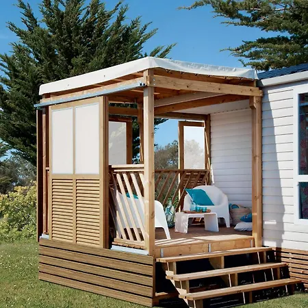 Camping Les Grosses Pierres Campsite 5*